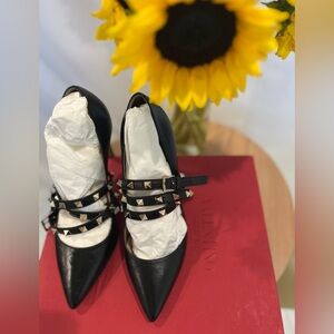 Valentino Garavani Black Rockstud Wrap Heel